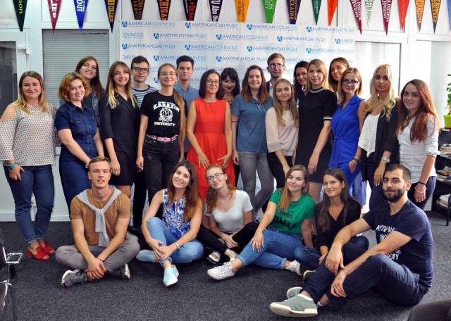 координатори Програми SAIUP з віце-президенткою Київської школи економіки, першою заступницею Міністра освіти і науки України у 2014-2016 рока